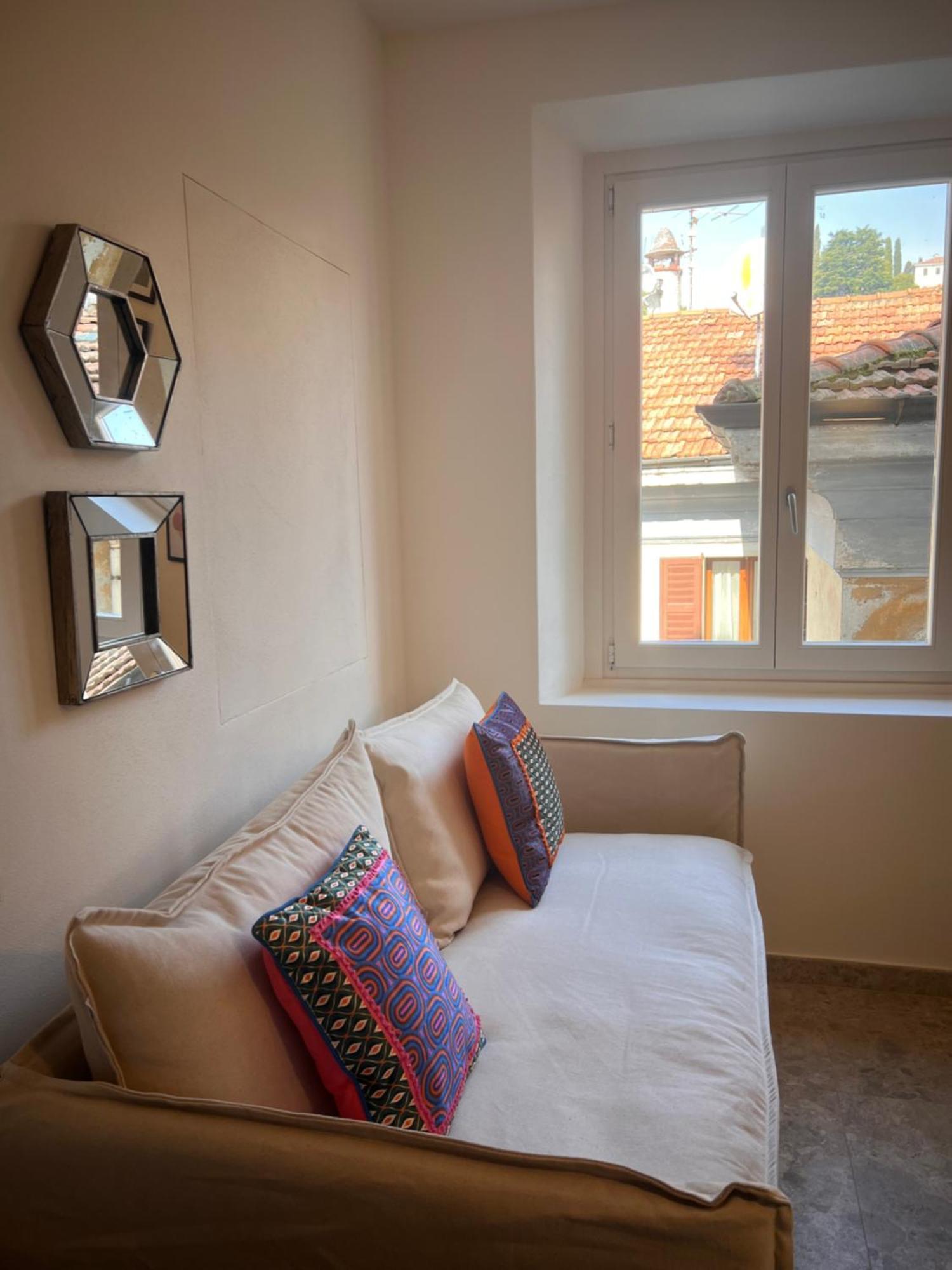 Apartment Nicole Menaggio Bagian luar foto